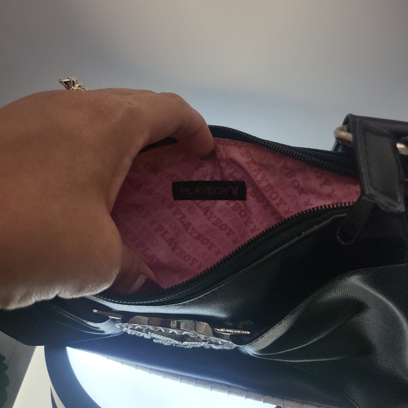 Vintage Iconic Playboy Bunny Black Leather Rhinestone Spinner Shoulder Bag Y2K - Picture 4 of 6